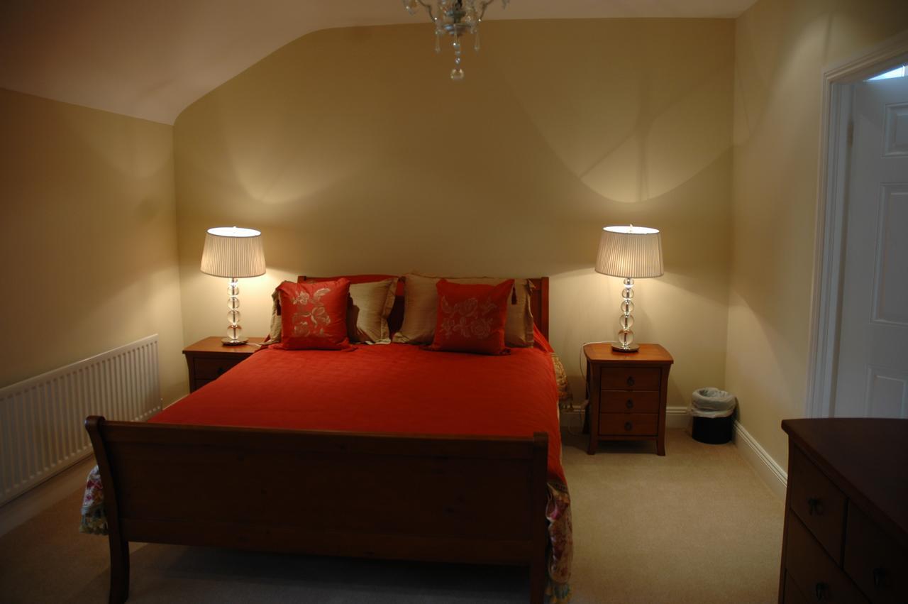 Moyvalley Hotel Self Catering Cottages Bagian luar foto